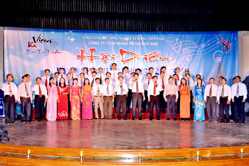 Vicem Bút Sơn tổ chức hội diễn nghệ thuật quần chúng lần 2 năm 2014