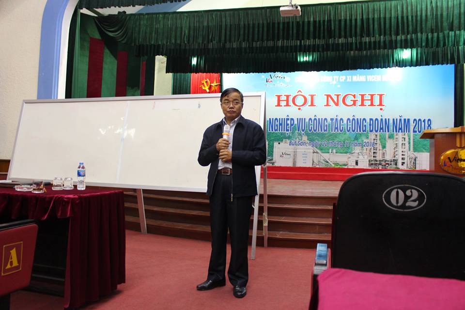 120 nam nganh xi mang nguoi vicem viet khuc trang ca