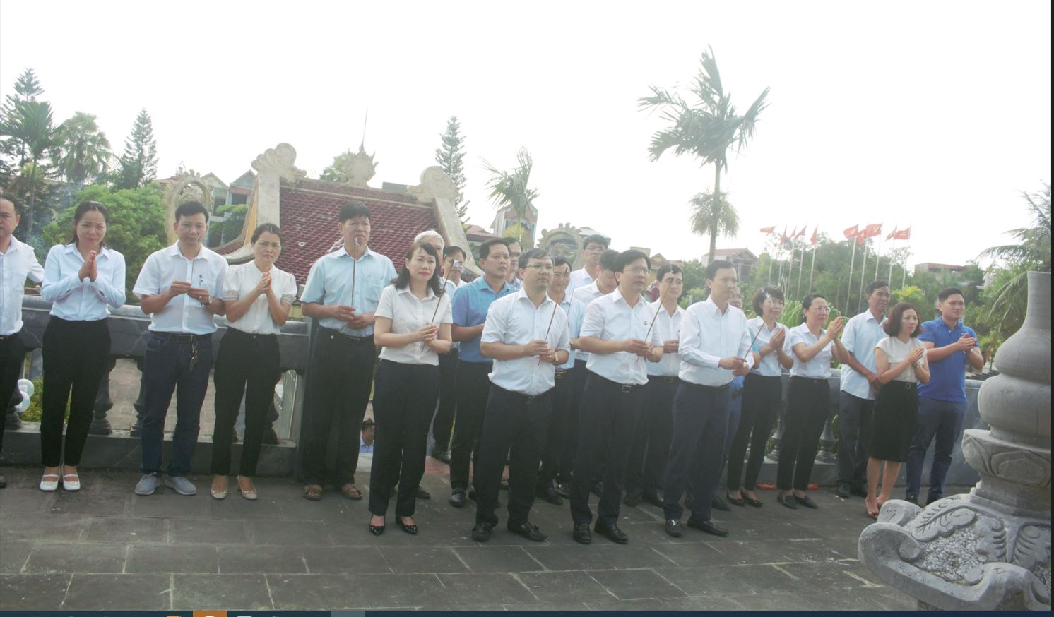 120 nam nganh xi mang nguoi vicem viet khuc trang ca