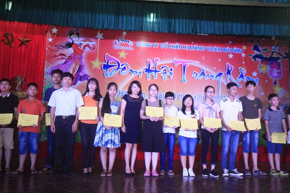 120 nam nganh xi mang nguoi vicem viet khuc trang ca